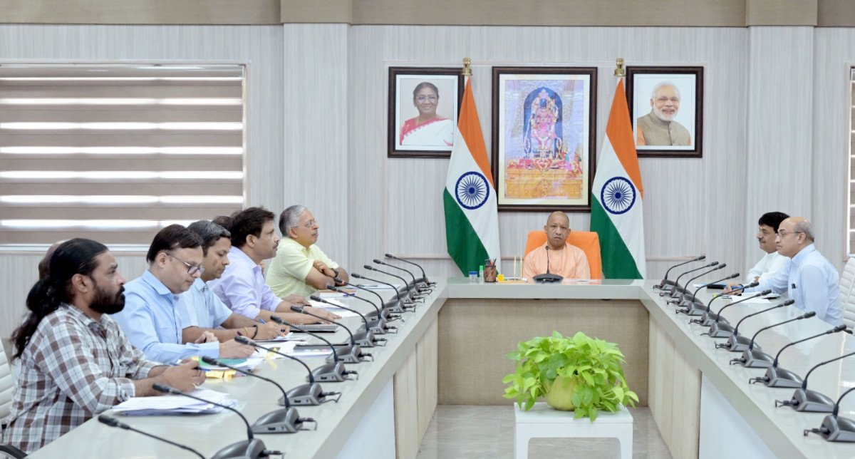 प्रदेश को देश का अग्रणी कौशल हब बनाएगी सरकार: मुख्यमंत्री योगी आदित्यनाथ ने व्यावसायिक शिक्षा व कौशल विकास की समीक्षा की