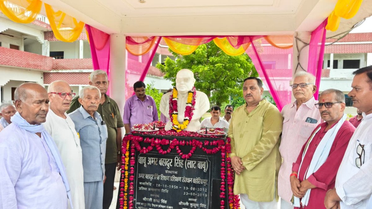 'क्रिएट लास्टिंग इम्पैक्ट' के संकल्प के साथ रोटरी क्लब ऑफ अतुल्य कानपुर का 11वां स्थापना दिवस संपन्न