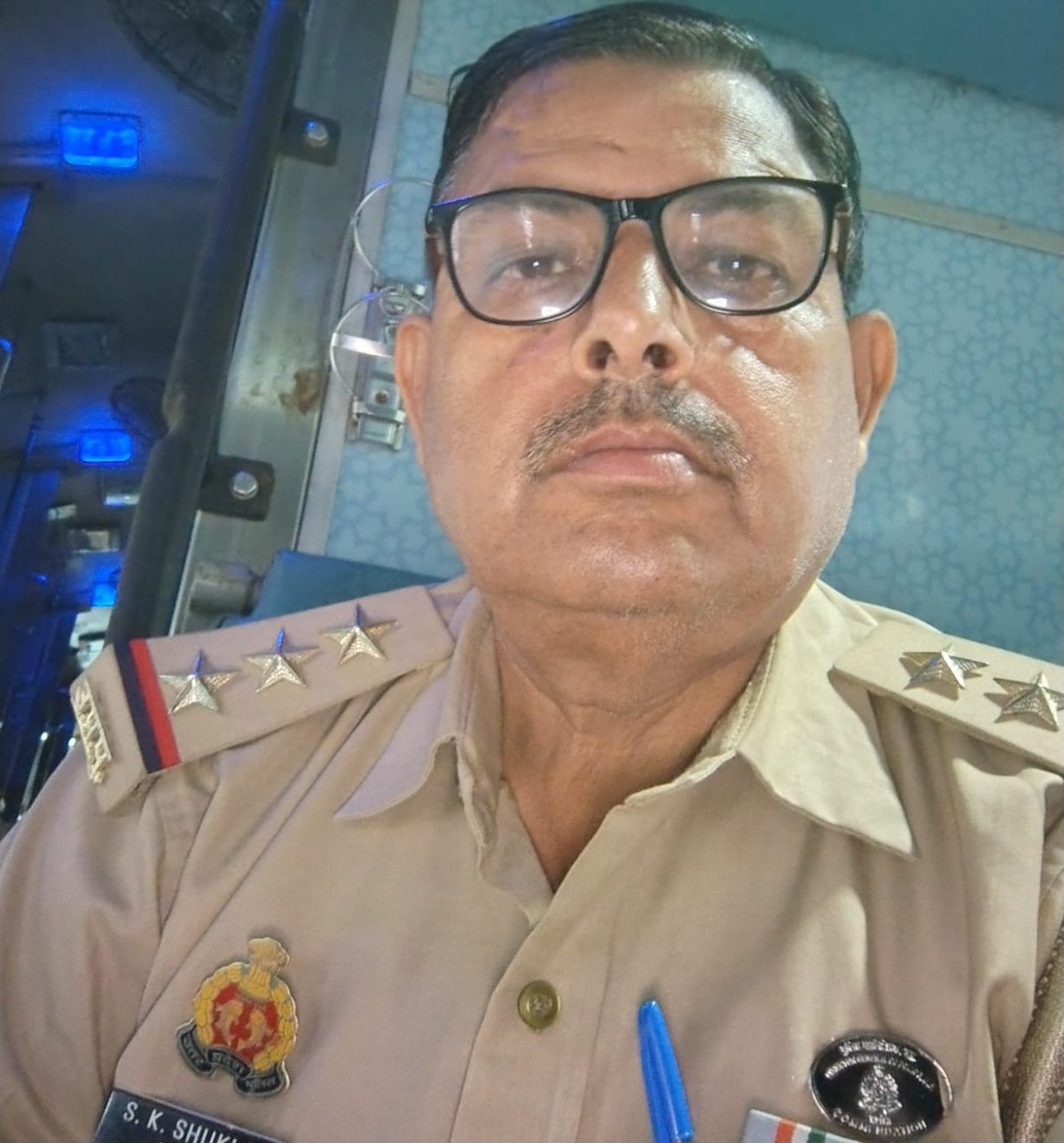 इंस्पेक्टर शिव कांत शुक्ला राष्ट्रपति पदक से सम्मानित
