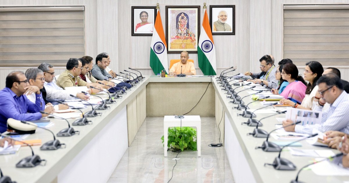 कांवड़ यात्रा, महिला सुरक्षा से लेकर बाढ़ राहत तक अधिकारियों को दिए कड़े निर्देश
