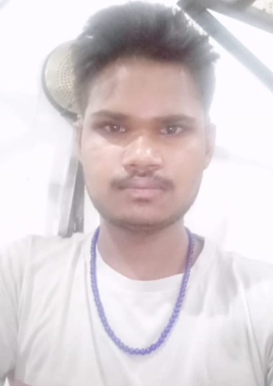 प्रतापगढ़: कानपुर इंटरसिटी ट्रेन की चपेट में आने से युवक की दर्दनाक मौत, शव घर पहुंचते ही मचा कोहराम