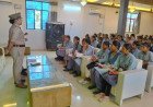 कौशाम्बी: मिशन शक्ति के तहत छात्राओं को किया जागरूक, पुलिस ने साइबर अपराध व हेल्पलाइन नंबरों की दी जानकारी