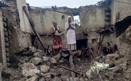 अग्निहाद का शिकार हुआ परिवार, झोपड़ी में रहने को मजबूर: पीएम आवास की मांग