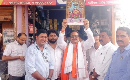 देवीगंज में पूर्व विधायक संजय गुप्ता का धूमधाम से मनाया गया जन्मदिन, समर्थकों ने केक काटकर बांटी मिठाइयां