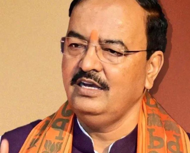 प्रयागराज में बाढ़ और जलभराव पर डिप्टी सीएम सख्त: 100 साल का बने एक्शन प्लान, किसानों को मिले तुरंत मुआवजा