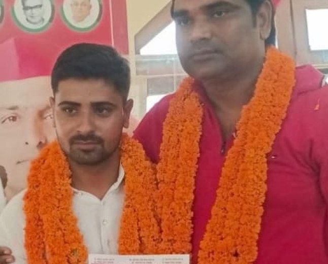 शरद यादव बने लोहिया वाहिनी के जिला उपाध्यक्ष: समर्थकों में खुशी की लहर, घर पहुंचकर किया भव्य स्वागत