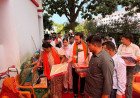 सेवा संकल्प अभियान 2026: कौशाम्बी में प्रभारी मंत्री कृष्णा पासवान ने वृद्धजनों को बांटे फल और अंगवस्त्र, जाना कुशलक्षेम