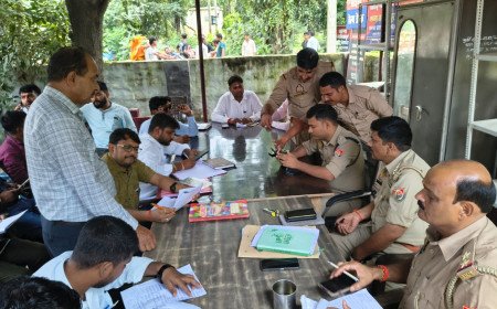 मानिकपुर समाधान दिवस: सीओ व थाना प्रभारी ने सुनीं 8 शिकायतें, 1 मामले का मौके पर किया गया समाधान