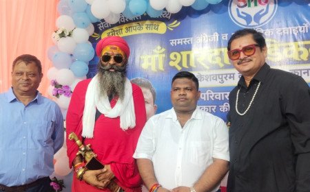 कानपुर: मां शारदा मेडिकल स्टोर की 21वीं वर्षगांठ, 'भाभी जी घर पर हैं' के रोहिताश्व गौड़ (तिवारी जी) ने बांधा समां