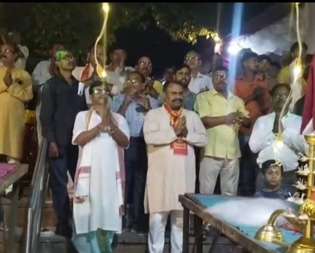 शाहबाद किला घाट पर गूंजे शंखनाद: वाराणसी-प्रयागराज की तर्ज पर अनवरत गंगा आरती का भव्य आगाज