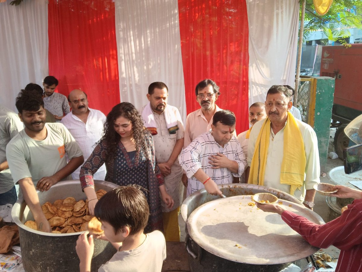 कानपुर: सिद्धपीठ श्री जंगली देवी मंदिर में उमड़ा आस्था का जनसैलाब, 40 वर्षों की परंपरा में हजारों भक्तों ने ग्रहण किया प्रसाद