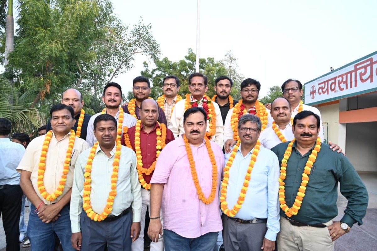 इफको ऑफिसर्स एसोसिएशन चुनाव: अनुराग तिवारी बने अध्यक्ष और आशीष गौतम महामंत्री, सभी विजेताओं को मिली बधाई