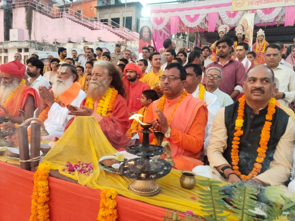 प्रयागराज में धूमधाम से मनाई गई महर्षि वाल्मीकि जयंती, श्रृंगवेरपुर धाम में गूंजे रामायण के पाठ