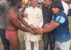 सैनी के मेला मैदान में गूंजा "जोर लगा के" का जोश: अखाड़े में उतरीं महिला पहलवान, देखने उमड़ी भीड़
