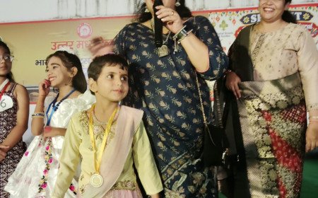 स्काउट्स-गाइड्स के युवा लीडरों ने पेश की सांस्कृतिक एकता की मिसाल
