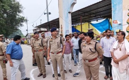 नवरात्रि मेले से पहले कड़ाधाम में सुरक्षा चाक-चौबंद: एसपी ने कुबरी घाट और शीतला मंदिर का किया निरीक्षण, दिए कड़े निर्देश