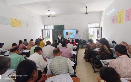 राजकीय बालिका इण्टर कॉलेज, अकबरपुर में छात्रवृत्ति परीक्षा के लिए विद्यार्थियों को दिए गए सफलता के मंत्र
