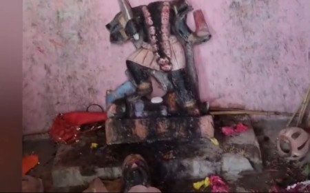कौशाम्बी में अलवारा के काली माता मंदिर में अराजक तत्वों का दुस्साहस: मूर्तियाँ क्षतिग्रस्त, श्रद्धालुओं में भारी आक्रोश, CCTV खंगाल रही पुलिस