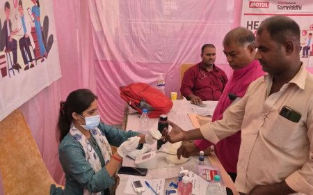 मोटुल इंडिया की अनूठी पहल: अयोध्या में 'सेहत की समृद्धि' हेल्थ कैंप से संवरी ऑटो मैकेनिकों की सेहत