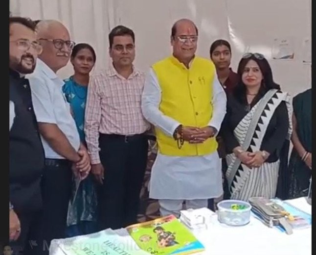 लाजपत भवन में सजी इलेक्ट्रिकल प्रदर्शनी, पारिवारिक पिकनिक में बच्चों और परिवारों ने उठाया लुत्फ