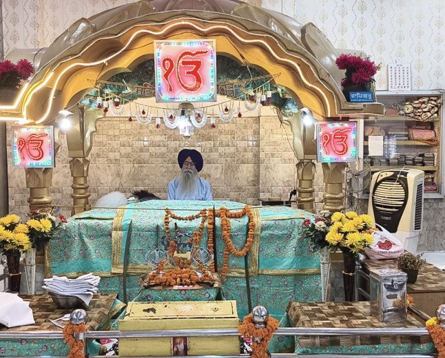 कानपुर के निराला नगर गुरुद्वारे में श्री गुरु रामदास जी का प्रकाश पर्व धूमधाम से मना; गुरबाणी कीर्तन से निहाल हुई संगत